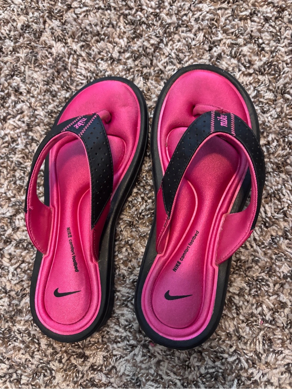 Nike Women’s Hot Pink and Black Cushioned Thong Sandals